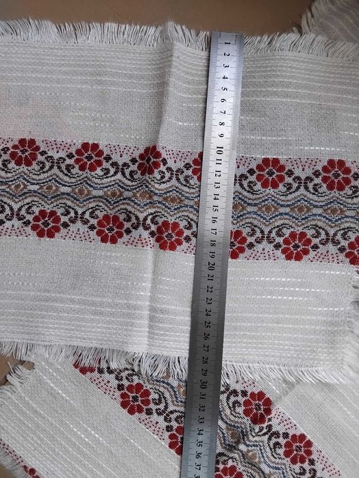 Битови карета и подложки за маса