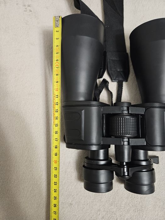 Binoclu 10-30 x 60 zoom A
