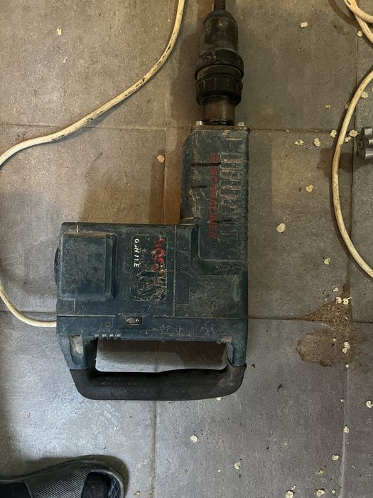 Отбойник BoschHammer