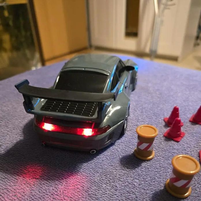 Mașinuță cu telecomanda rapida