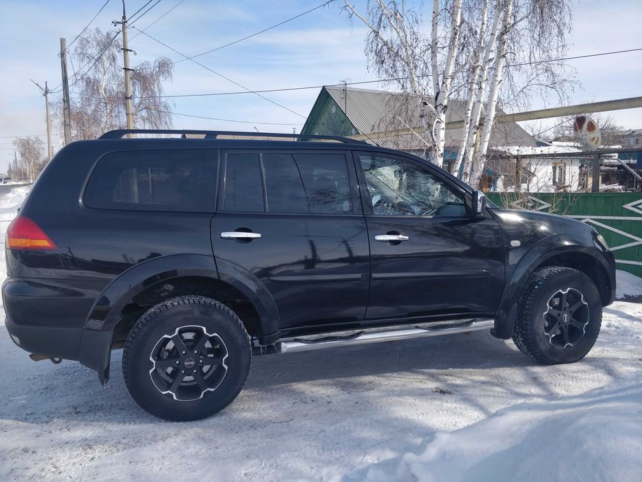 Mitsubishi Pajero sport 2012г.
