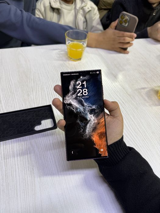 Samsung s22 ultra vetnam 2sim kartali esim ham ochadi