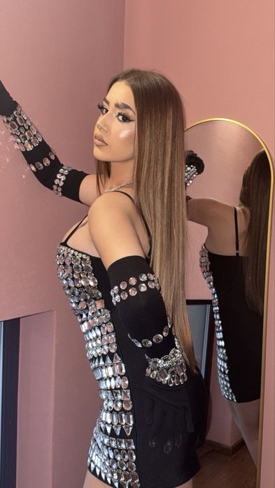 Vand rochie realizata pe comanda