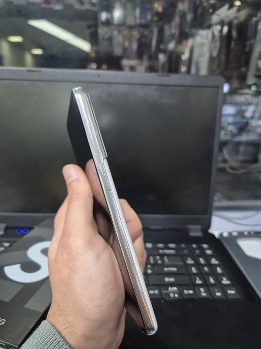 Galaxy s21 5G /8GB 256GB