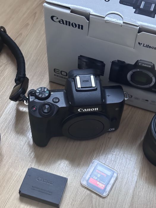 Canon M50 + obiectiv