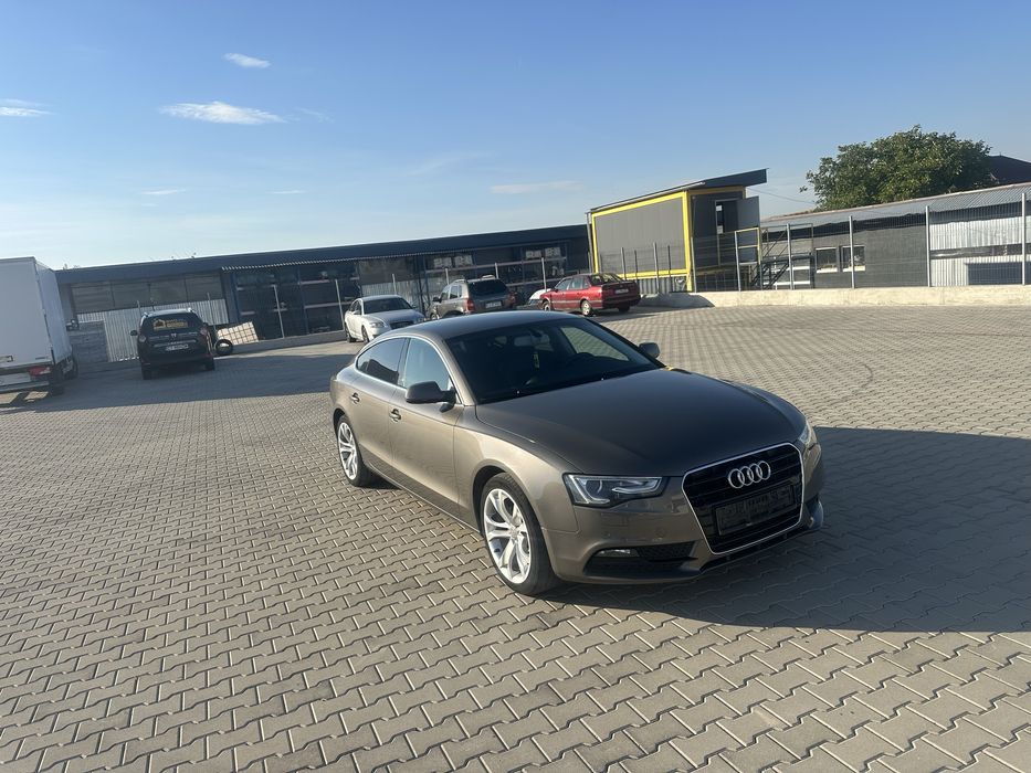 Audi a5 /bixenon/culoare deosebită