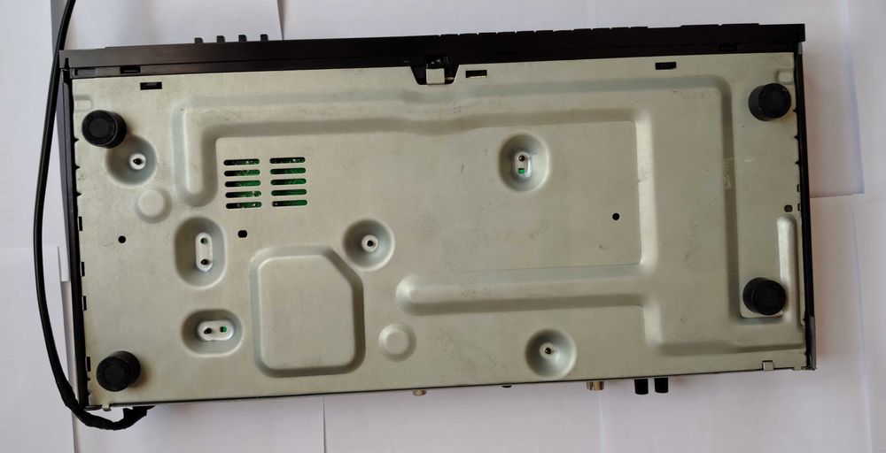 Цифров AM/FM радиотунер Pioneer F-77