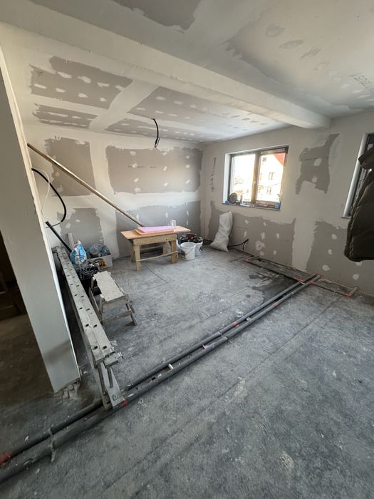 Garaj  si spatiu tehnic