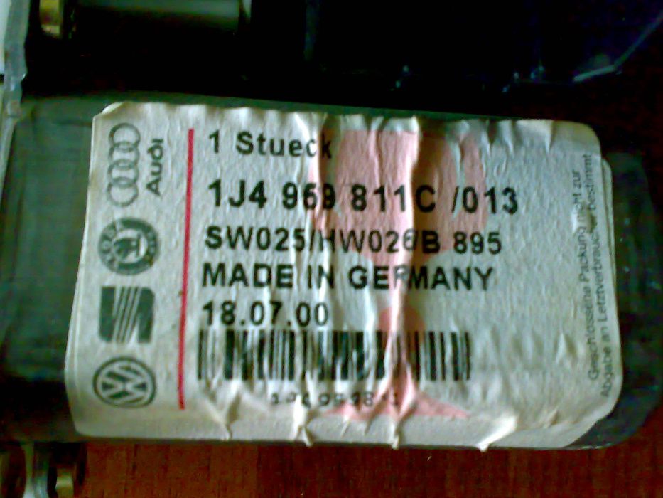 Продавам моторчета за ел. стъкла и комфорт модул за Голф 4