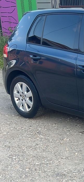 Vând sau schimb Golf 6 2010