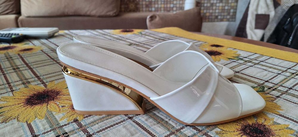 Несполучливи покупки на обувки, нови!