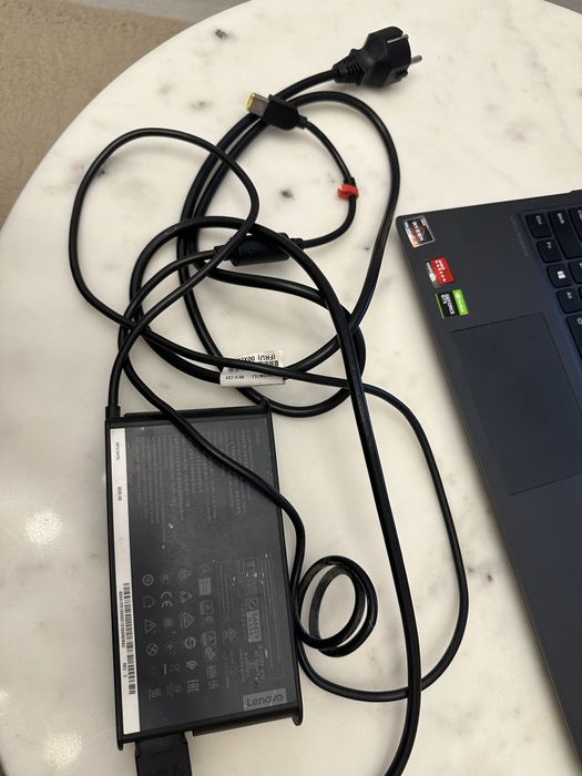 Laptop LEGION Lenovo seria 5