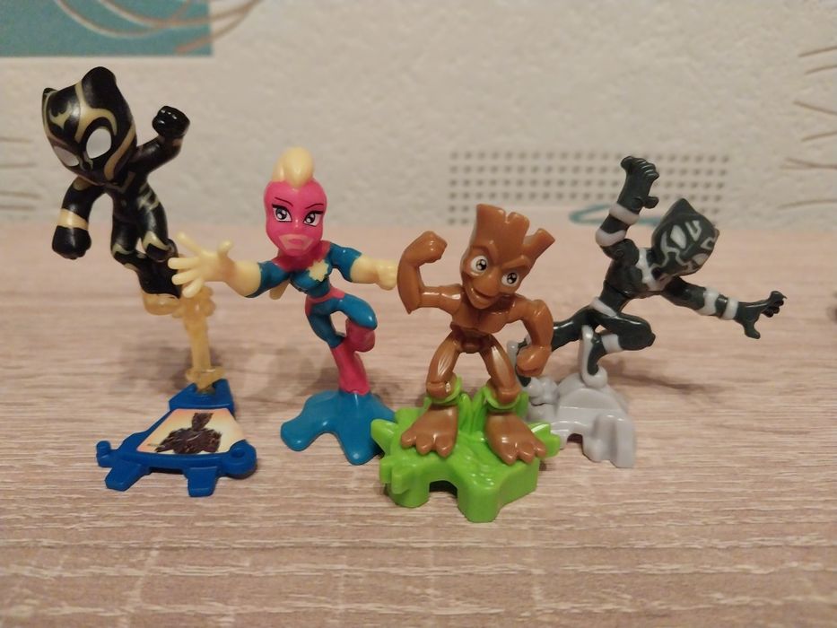 Киндер фигурки марвел