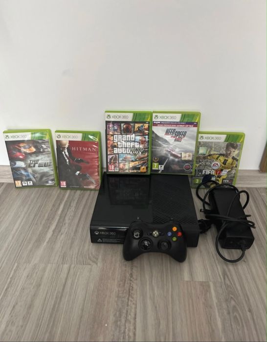 xbox 360 E model 2014 , HDD 250 jucarii ptr copii