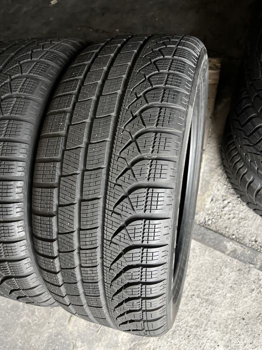 4 anvelope iarna  275/40/19 + 245/45/19 * , Bmw X3 , Seria 7 ,5 GT , Pirelli , DOT 2024/2025 , 6.7-7.4 mm