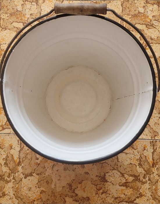 Ведро эмалерованное