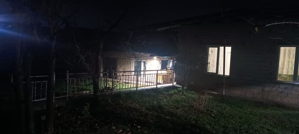 Продается дом под застройку 4км от поста Уч кахрамон