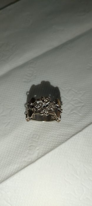 Кольцо Серебро ! Продаётся.