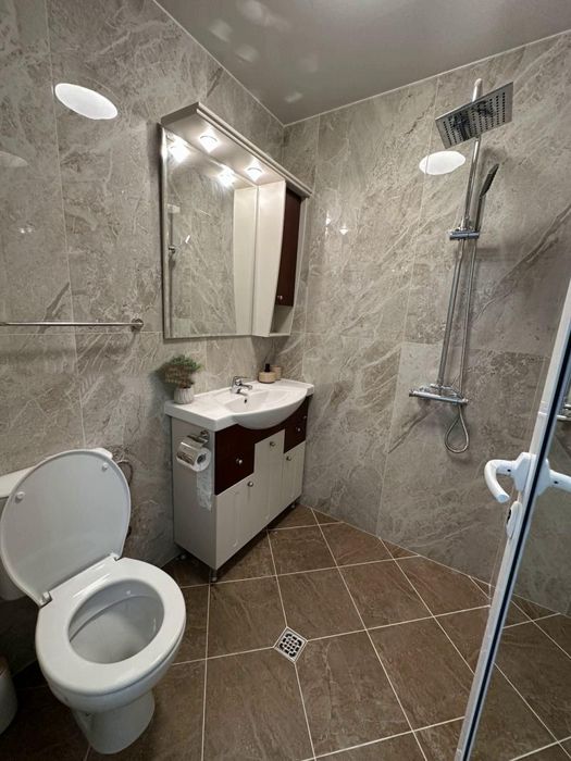 Дава се под наем Тристаен апартамент в София, Хиподрума - 100 кв.м за 1100 € - Снимка #8