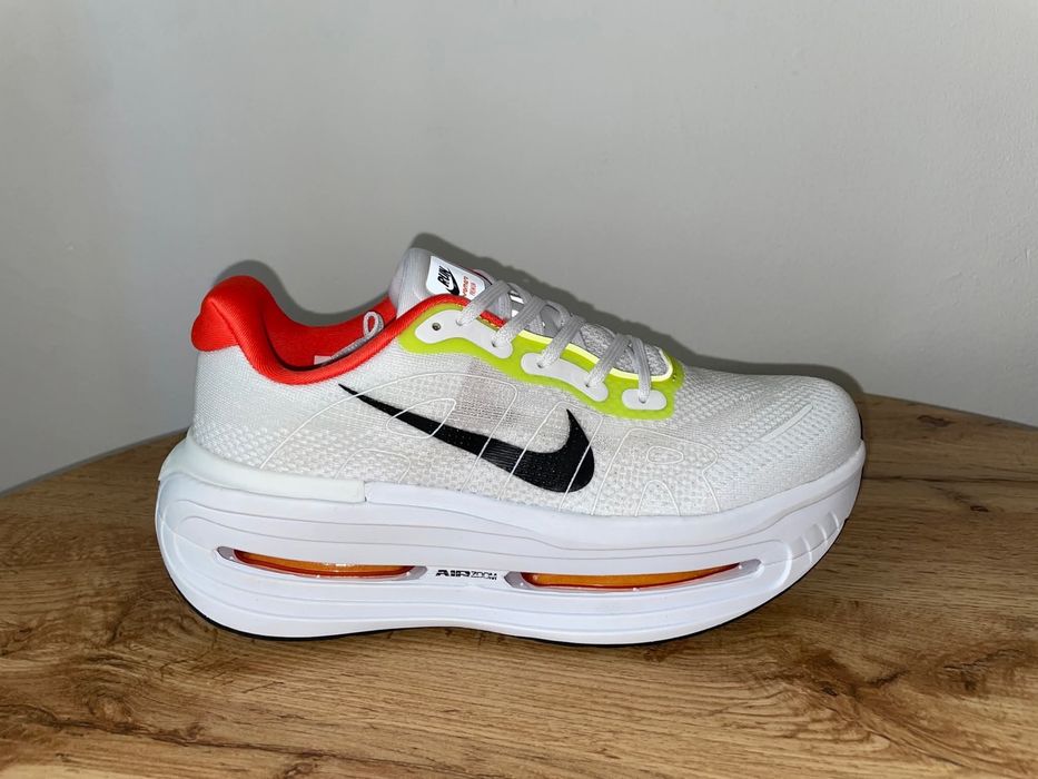 Adidasi NIKE Vomero Premium nr 41