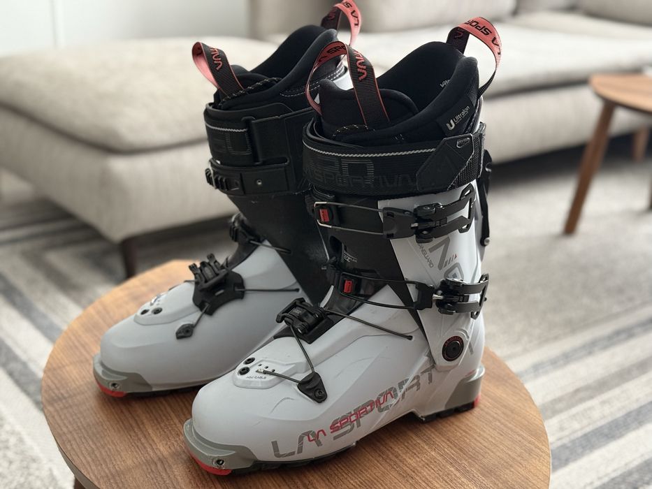 Clapari de tura La Sportiva Vanguard marimea 275 (42)