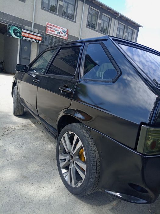 Lada 2109 sotiladi