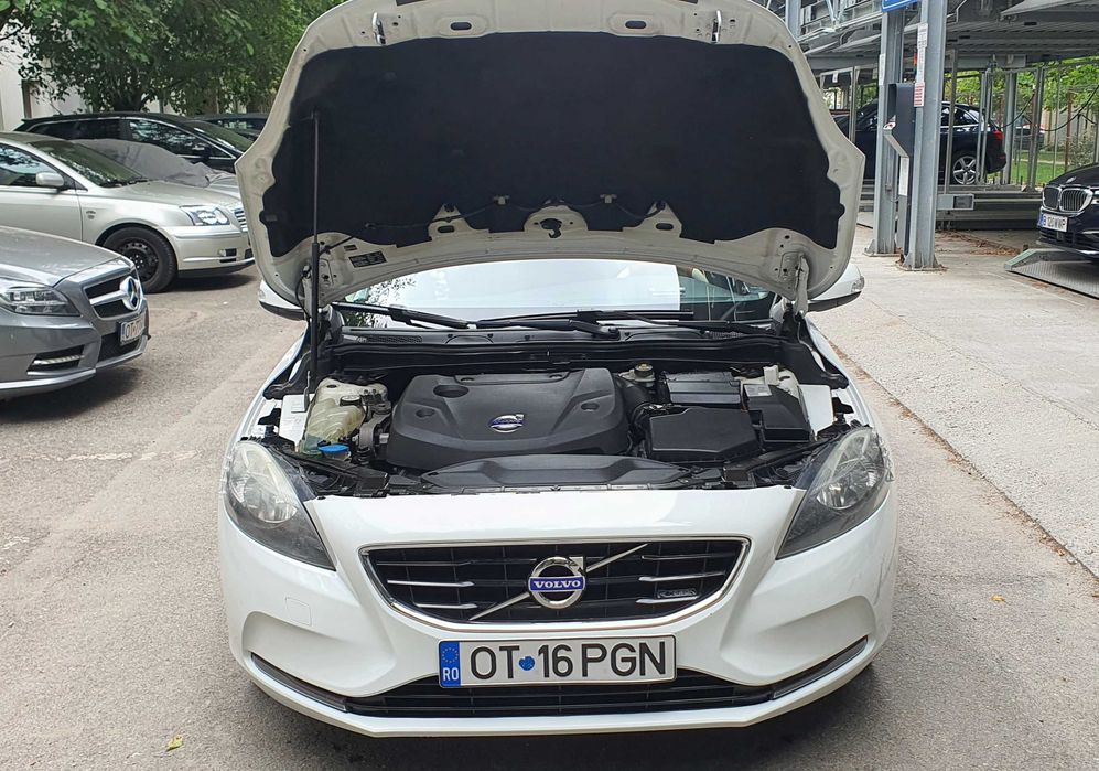 Volvo V40, D4, RDesigne, 2014, 2.0, 190 cai