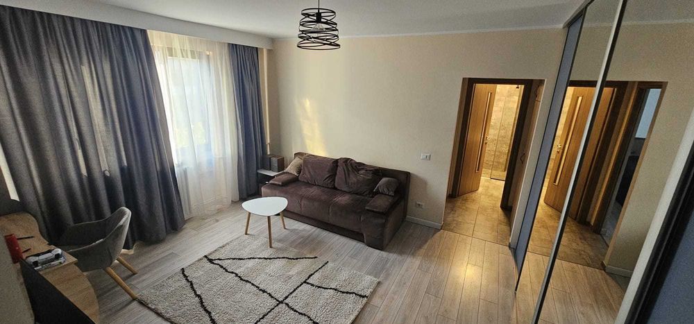 Închiriere apartament 2 camere în Piața Mihai Viteazul