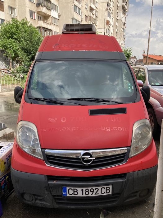 Бус Опел Виваро хладилен плюсов