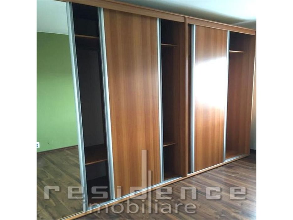 Apartament 3 camere decomandate, Intre Lacuri, zona Iulius Mall