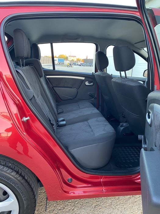 Dacia sandero 2010-11 1.2 MPI  10.000 km euro 5