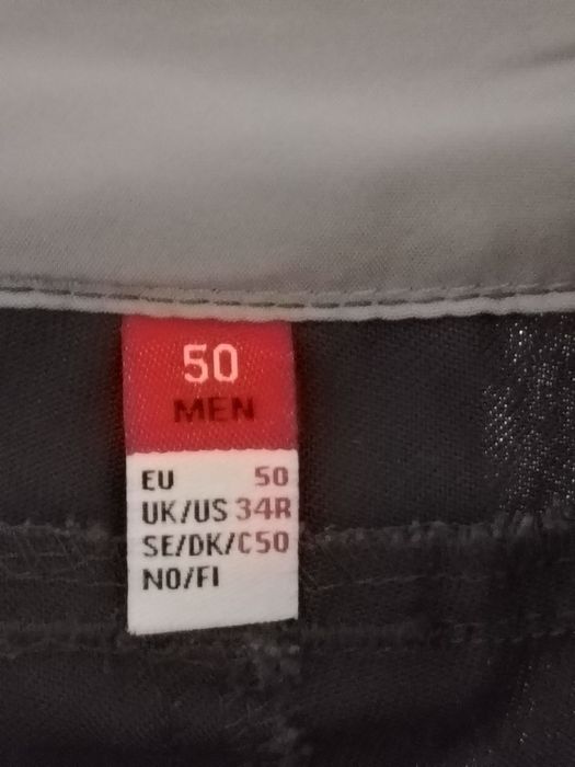 Vînd 2 perechi pantalonii scurți salopetă bărbați Enghelber Strauss mărimi M 50-Xxl 54-56  noi fără etichetă!