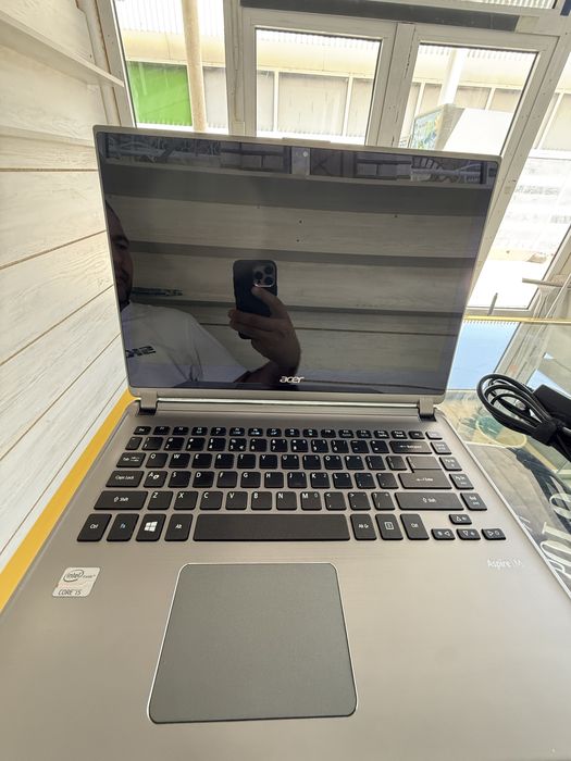 Acer M5  notebook