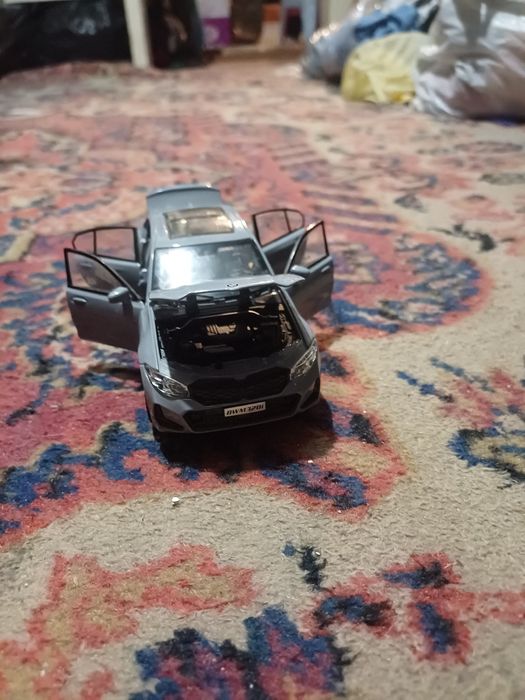 Машинка калекционая