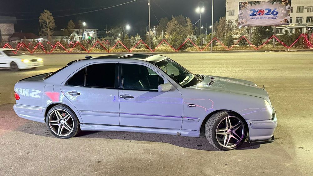 Продам срочно, Мерседес 4.2 по доку 3.2