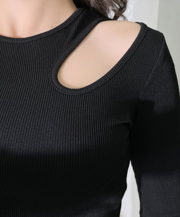 В наличии шикарная кофта Россия на скидке