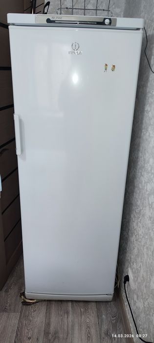 Морозильник Indesit No frost
