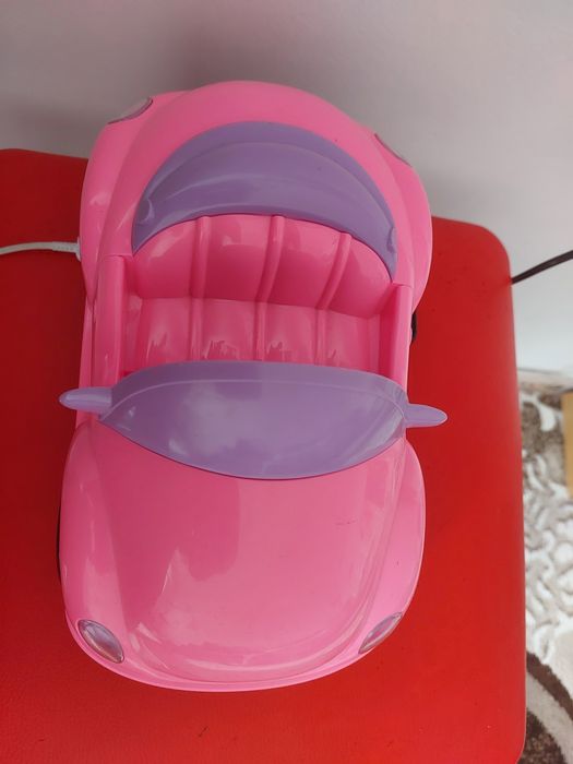 Продам машинку детскую