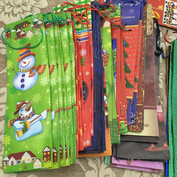 Пакеты подарочные