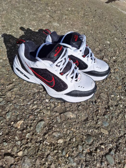 Nike Air Monarch IV