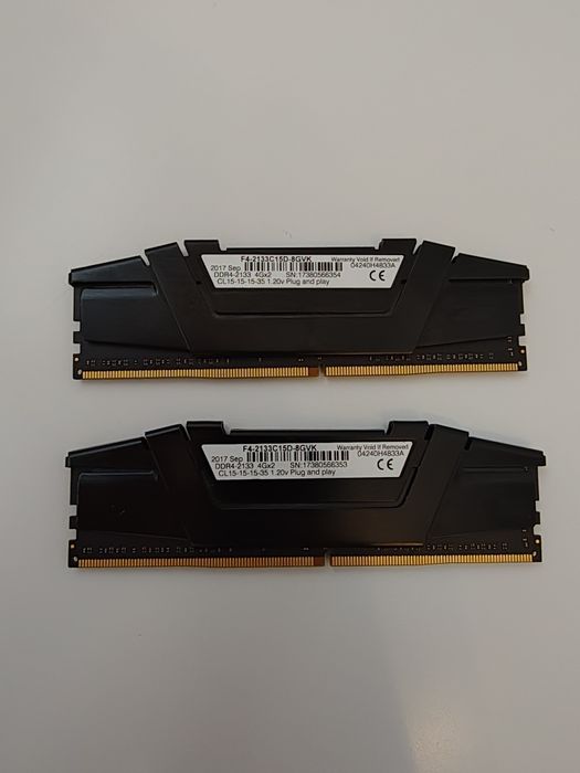 Kit memorie RAM DDR4 G.Skill Ripjaws V 2x4G 2133MHz