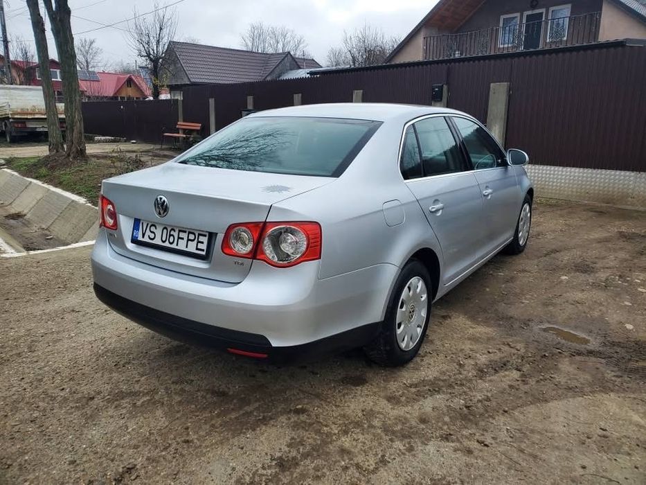 Volkswagen Jetta de vanzare
