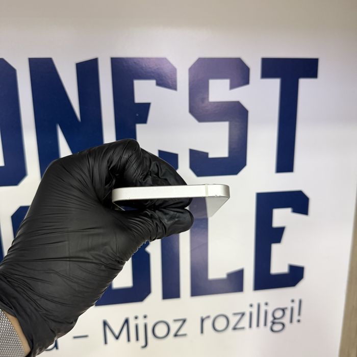 iPhone 12 white NASIYA BOR
