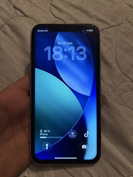 Продам iPhone 11