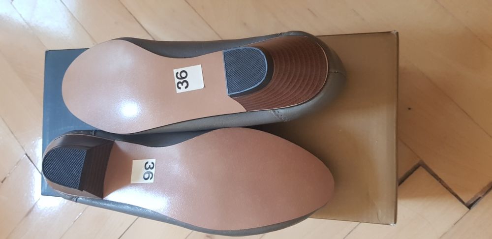 Чисто нови дамски  ботуши мокасини