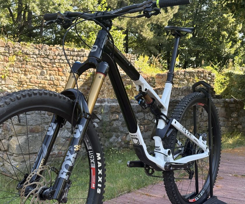 Commencal Meta AM/29 Signature топ Enduro