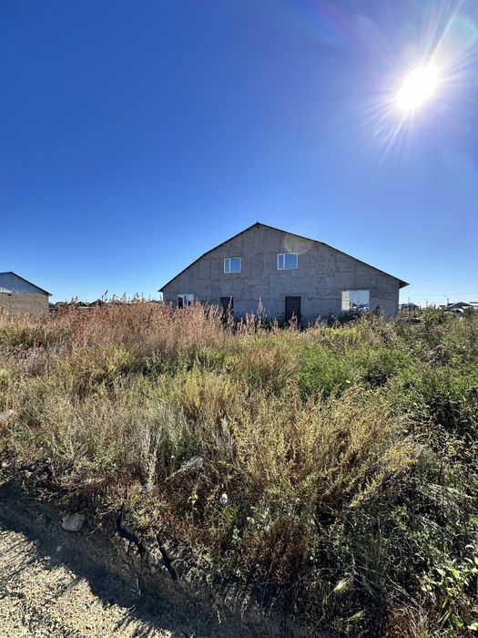 Продам дом в поселке Коянды.