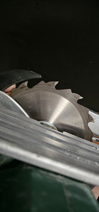 Ръчен циркуляр Бош