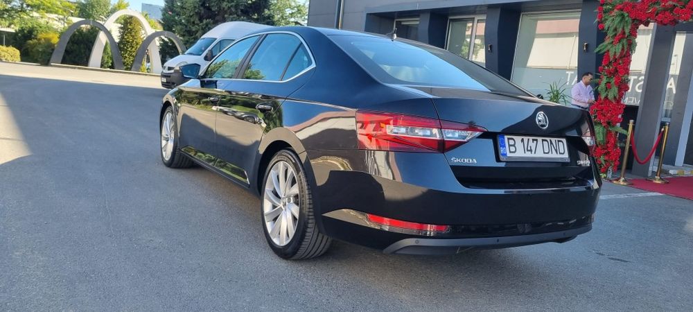 Skoda superb  2016