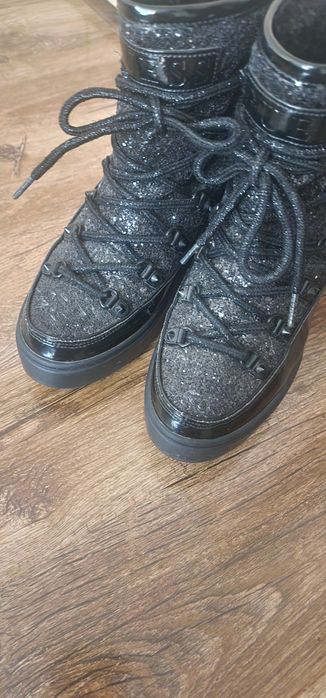 Зимни обувки Guess